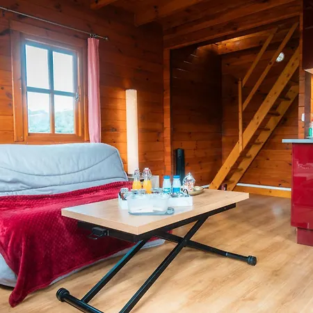 D'hotes, & Le Chene Vakantiehuis Lessard-et-le-Chene